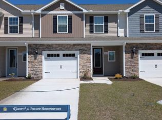 87 Commons View Drive, Hampstead, NC 28443