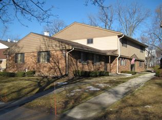 9504 W Maple Ct #7, Milwaukee, WI 53214