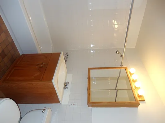 Rented by New York Residence | media 33