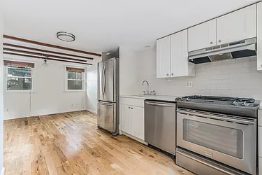 Rented by Dixon Advisory USA Inc.