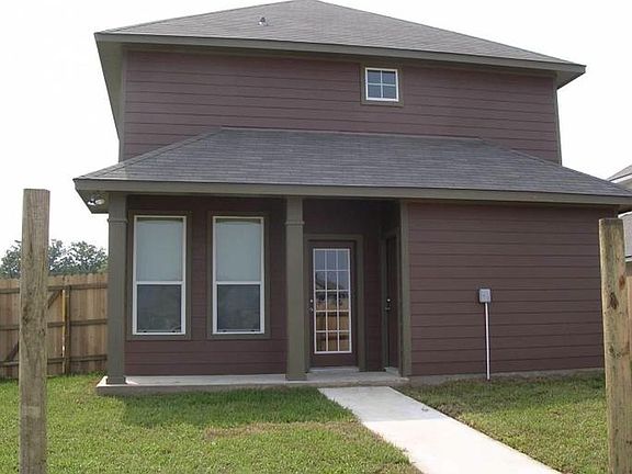 3rd image of 41372 McFarland Dr