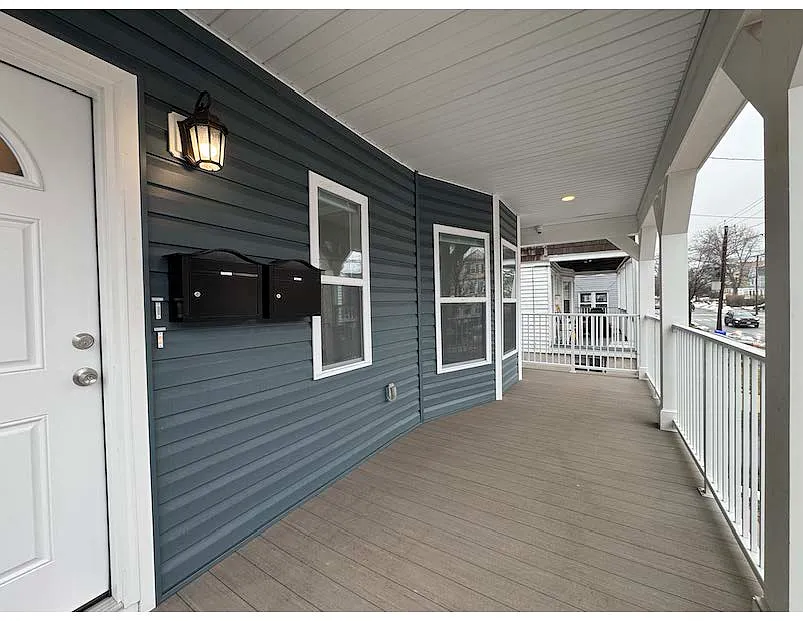 Building Photo - 139 Claremont Ave #1