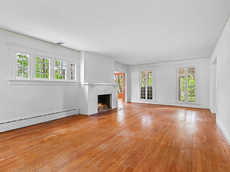 255 W Lawson St, Fayetteville, AR 72703 Zillow