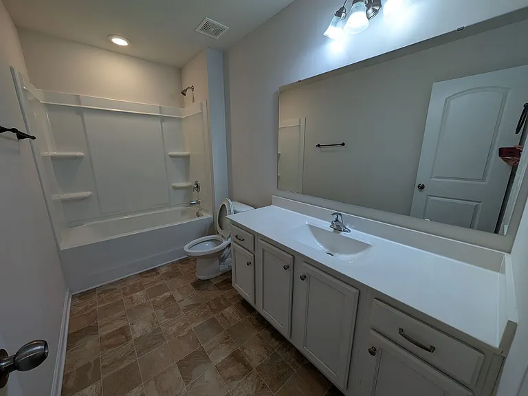 3030 Eastcott Ave — Photo 16
