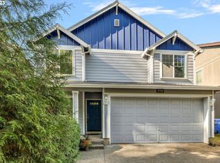 37720 Hamilton Ridge Dr, Sandy, OR 97055