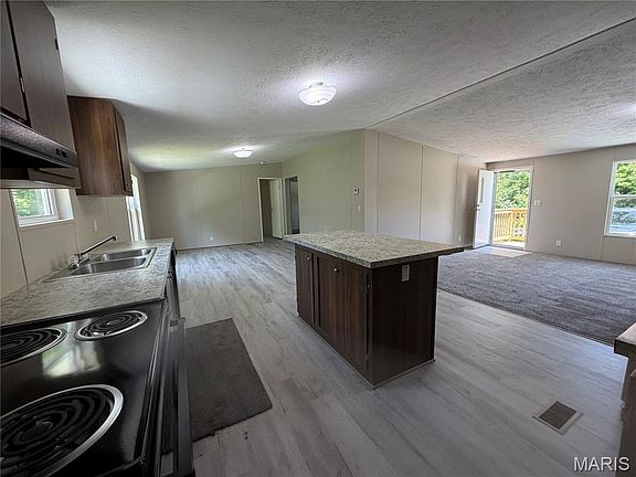 4th image of 7119 Wheeler Ave