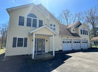 1055 Bruynswick Rd, Gardiner, NY 12525