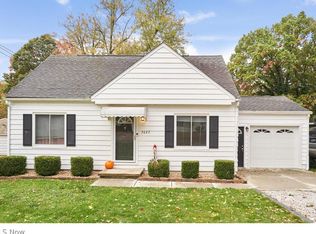 3027 Kew Dr, Akron, OH