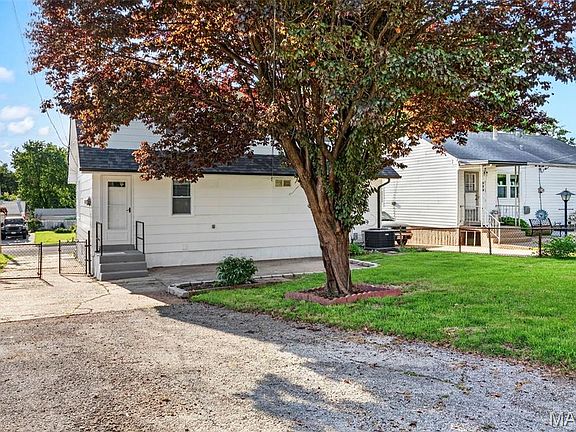 3rd image of 4508 Saint Leo Ln