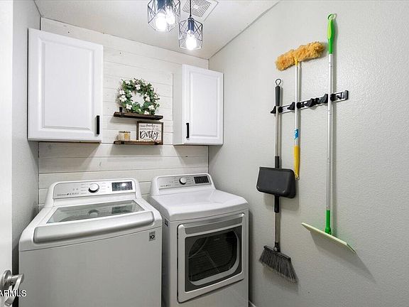 3rd image of 16429 N 113TH Drive