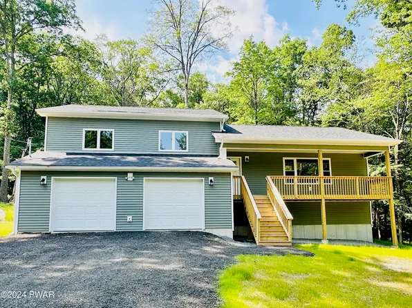111 Pocono Circle Dr E, Dingmans Ferry, PA 18328