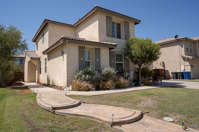 1st image of 61 W Black Horse Dr