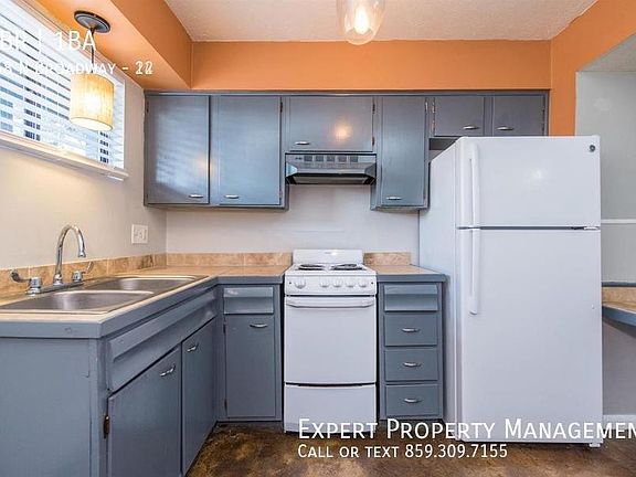 5th image of 568 N Broadway APT 22
