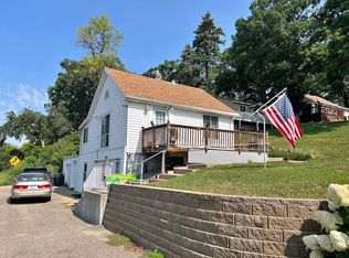 1920 E Medicine Lake Blvd, Plymouth, MN 55441