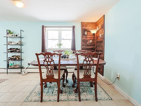 5th image of 35 Waterman Rd