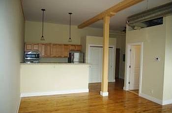 4th image of 31 Ontario St APT 302