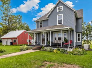 1448 N Walker Rd, Dixon, IL 61021