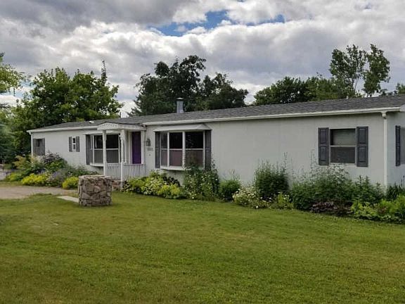 2nd image of 1905 Oriole Dr