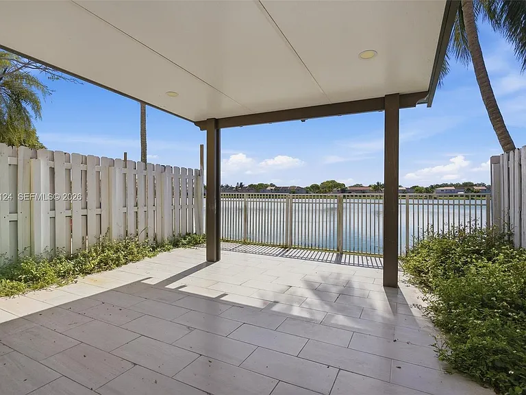 17530 SW 139th Ct — Photo 35