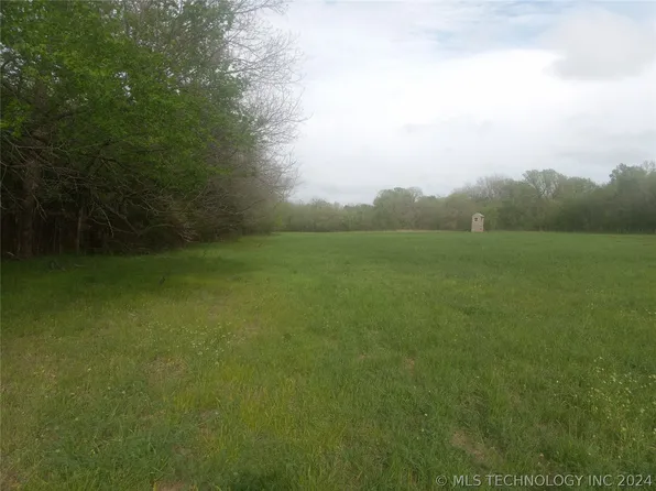 3815 N Oak Grove Rd W, Drumright, OK 74030
