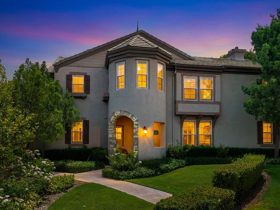 26803 Matisse Ln