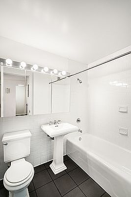 5th image of 101 W End Ave #9W
