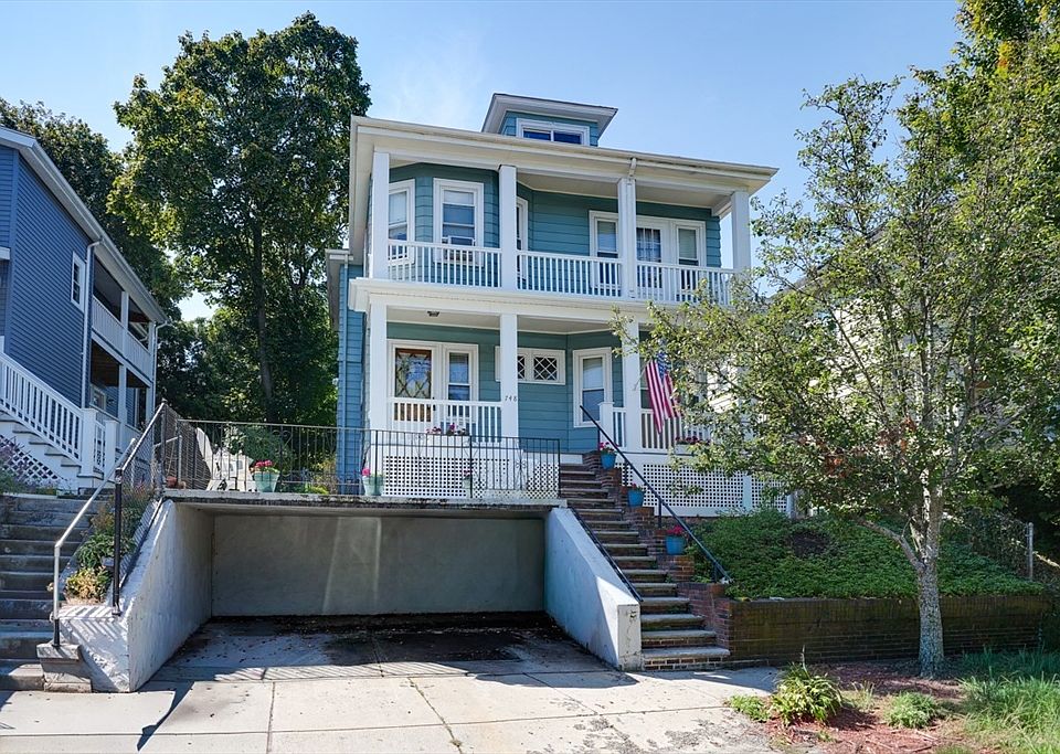 1st image of 748 Belmont St