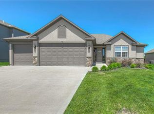 1812 Nw 95th Street, Kansas City, MO 64155