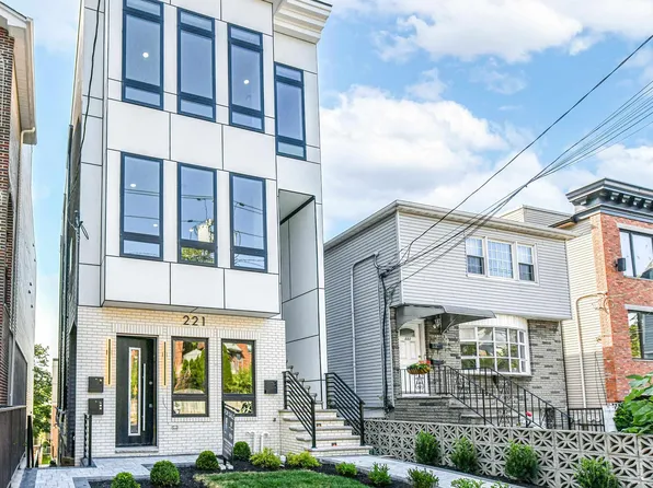 221 Columbia Avenue image 3 of 50