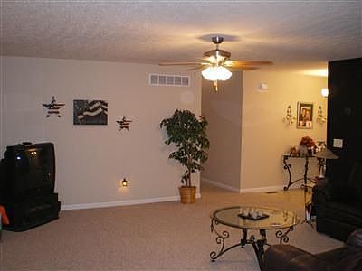 3rd image of 709 Bear Ct