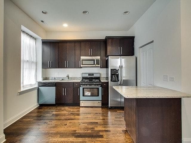 1st image of 1357 N Rockwell St APT 2