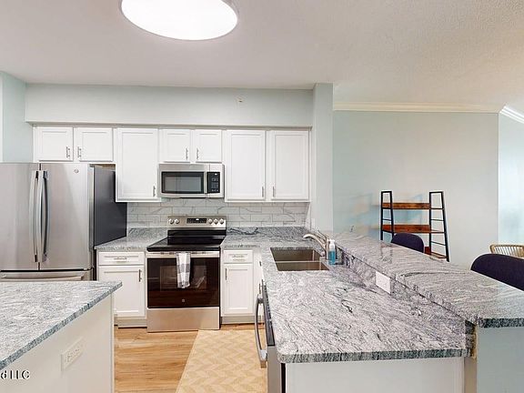 3rd image of 2230 Beach Dr APT 702