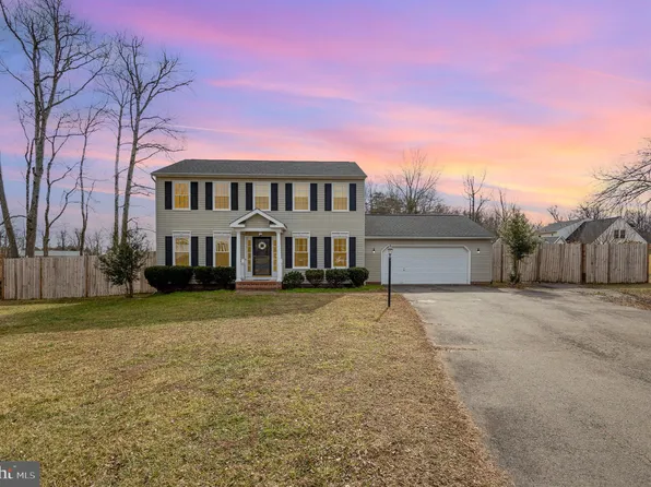 5802 S Cedar Ridge Ln, Fredericksburg, VA 22407