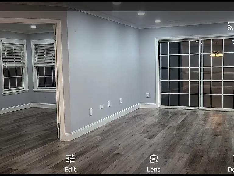 401 Hampton Ct — Photo 14