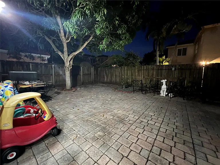 1916 SE 14th Ct — Photo 26