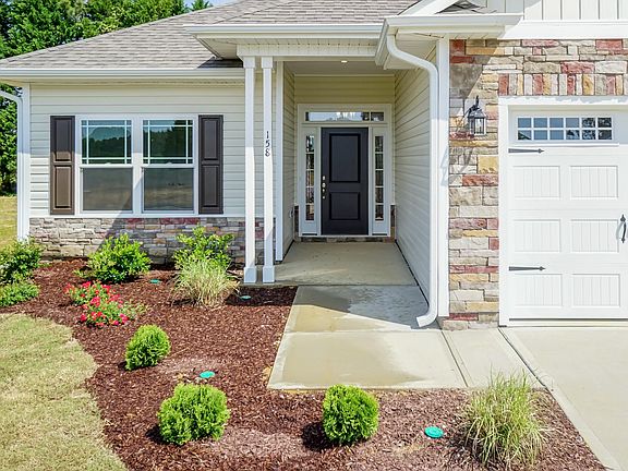 3rd image of 30 Cooper Branch Ct