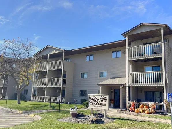 1828 Perlich Ave APT 2G, Red Wing, MN 55066