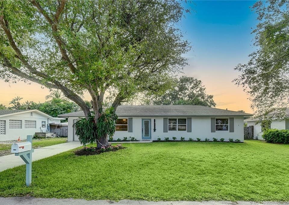 4135 NE Carrol Ct, Jensen Beach, FL 34957 Zillow