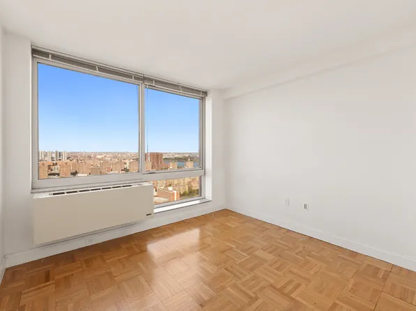 215 East 96th Street image 9 of 13