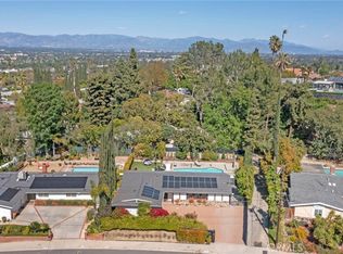 5752 Wallis Ln, Woodland Hills, CA 91367