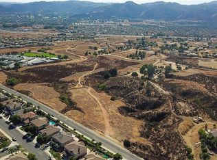 23880 Palamino Rd, Wildomar, CA 92595