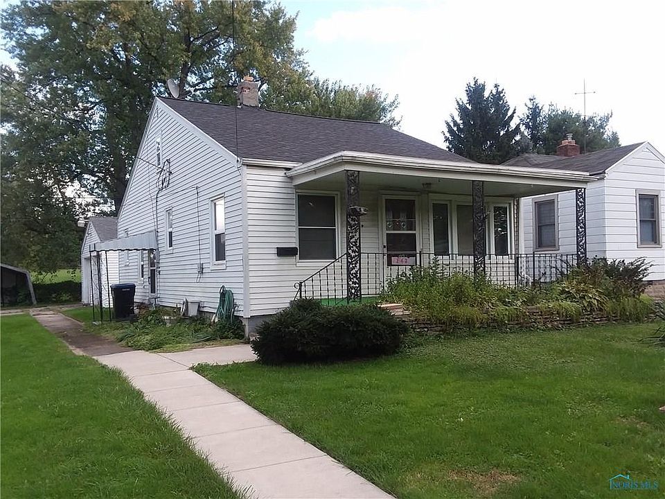 1st image of 243 Van Buren Ave