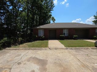 1510 E. 13th A-C, Russellville, AR 72801