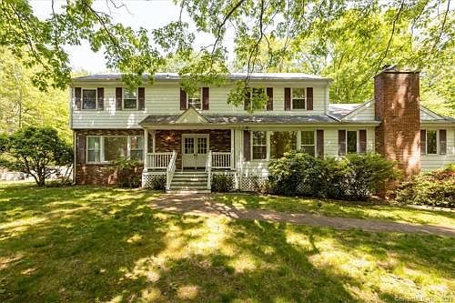 3rd image of 47 Princes Pine Rd