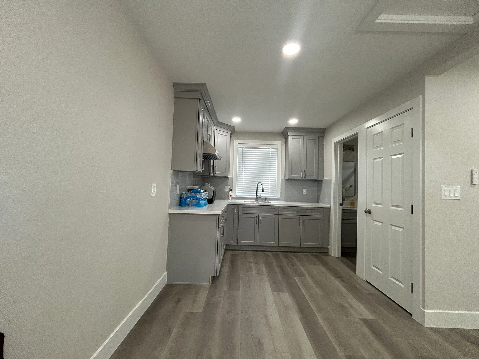 Studio, Manteca — Photo 4