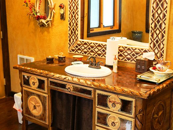 Vanity in Cowgirl Bath
