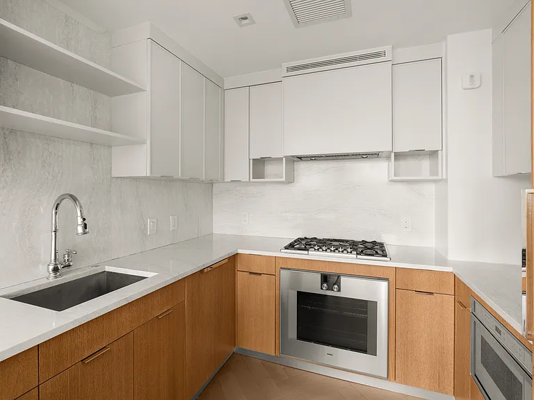 78 Amity St #3D — Photo 10