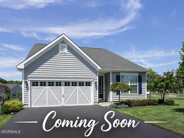 2 Lily Pond Court, Howell, NJ 07731