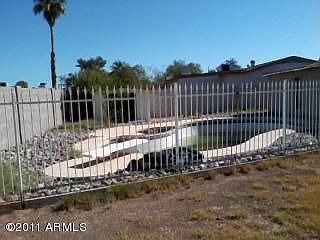 2nd image of 5948 W Whitton Ave