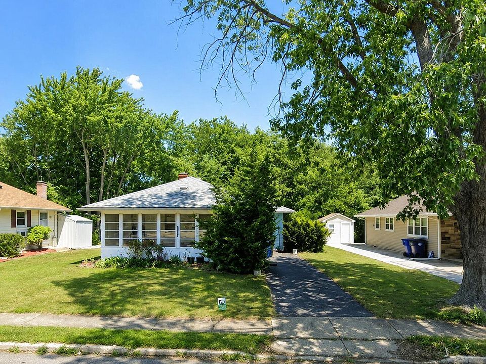 1st image of 2244 Hovsons Boulevard